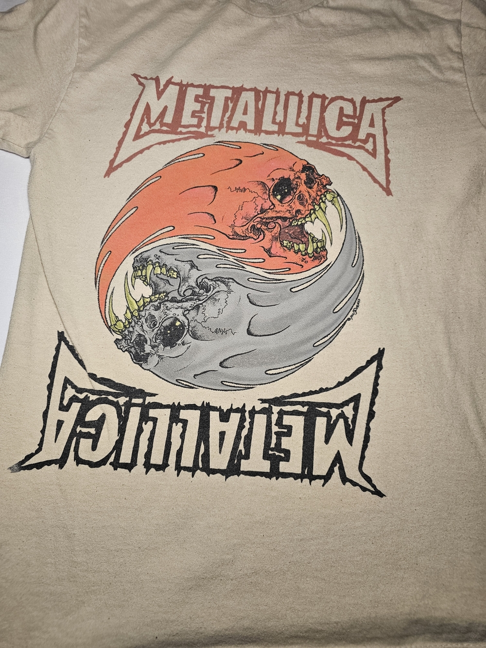 Metallica Skull Yin Yang Band Tee Small Cream Graphic Shirt Rock Metal - Picture 4 of 6